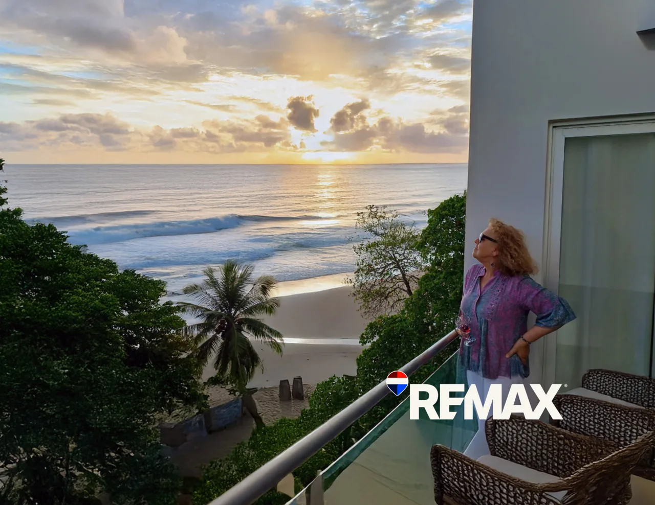 Beachfront Penthouse | Titled Property in Bejuco