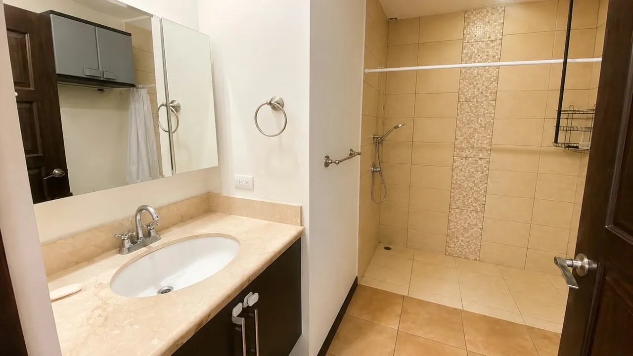 Casa en venta en Patarra de Desamparados, photo 12