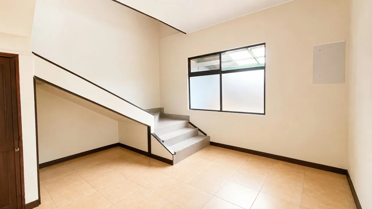 Casa en venta en Patarra de Desamparados, photo 9