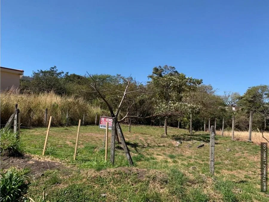 VENTA DE LOTE EN RESIDENCIAL