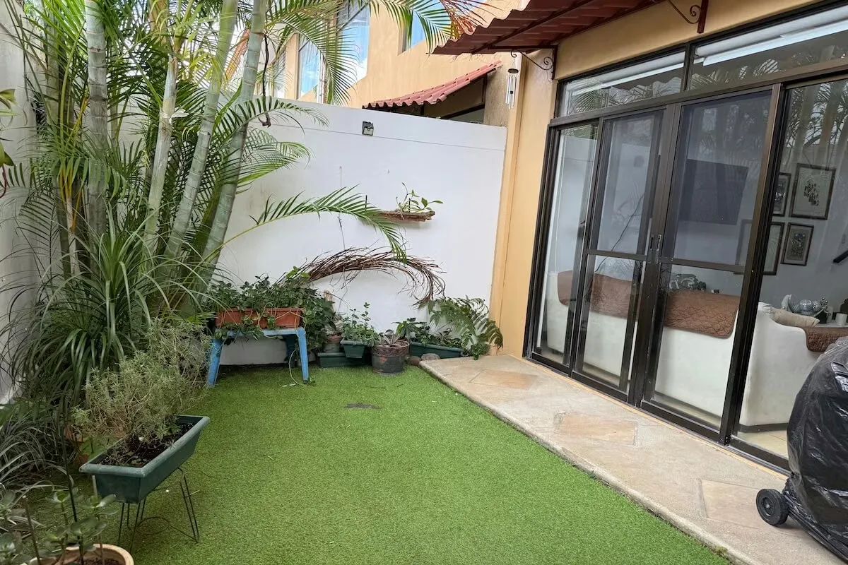 Dining room, guest toilet, integrated kitchen with counter top, granite, gas template. Terrace with garden. ..., photo 12