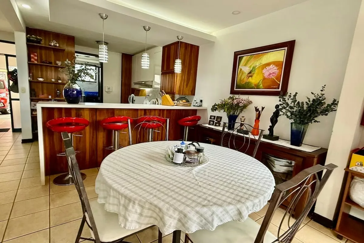 Dining room, guest toilet, integrated kitchen with counter top, granite, gas template. Terrace with garden. ..., photo 6