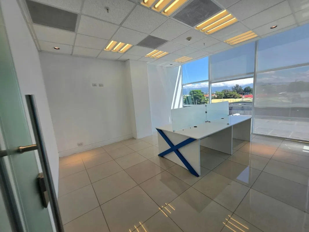 MA Asesoría Alquila Oficinas en edificio, San Pedro Montes de Oca, San José, photo 13
