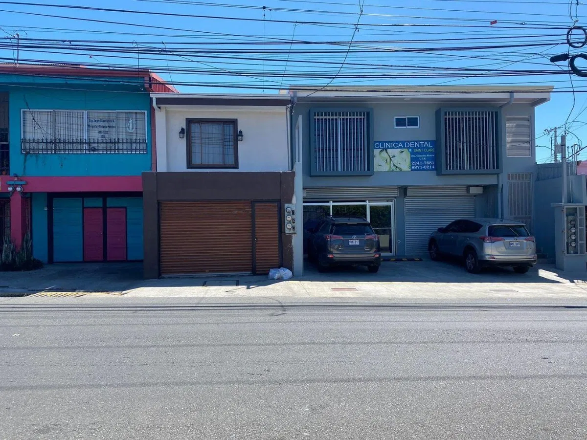 Se vende casa en San Vicente Moravia 25-298 - Venta en Moravia