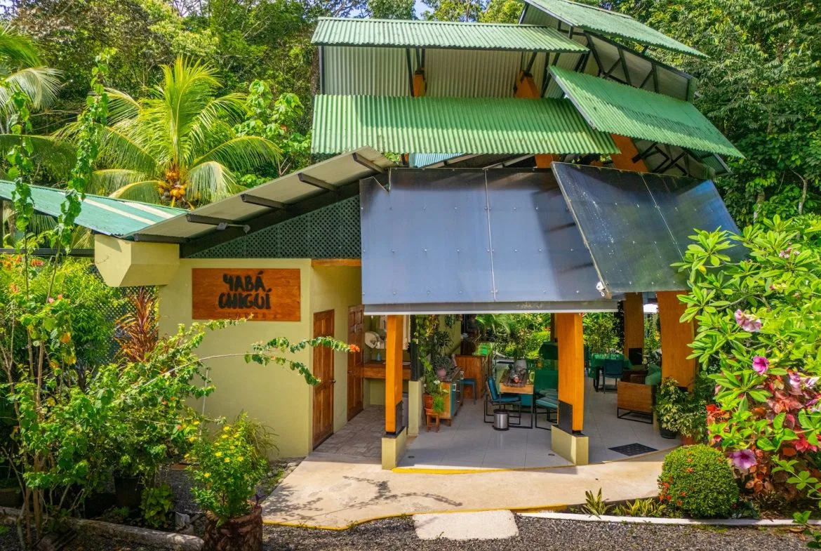 YABA CHIGUI PROPERTY WITH FIVE BEDROOMS, IN OJOCHAL – 0.59 ACRES, photo 8