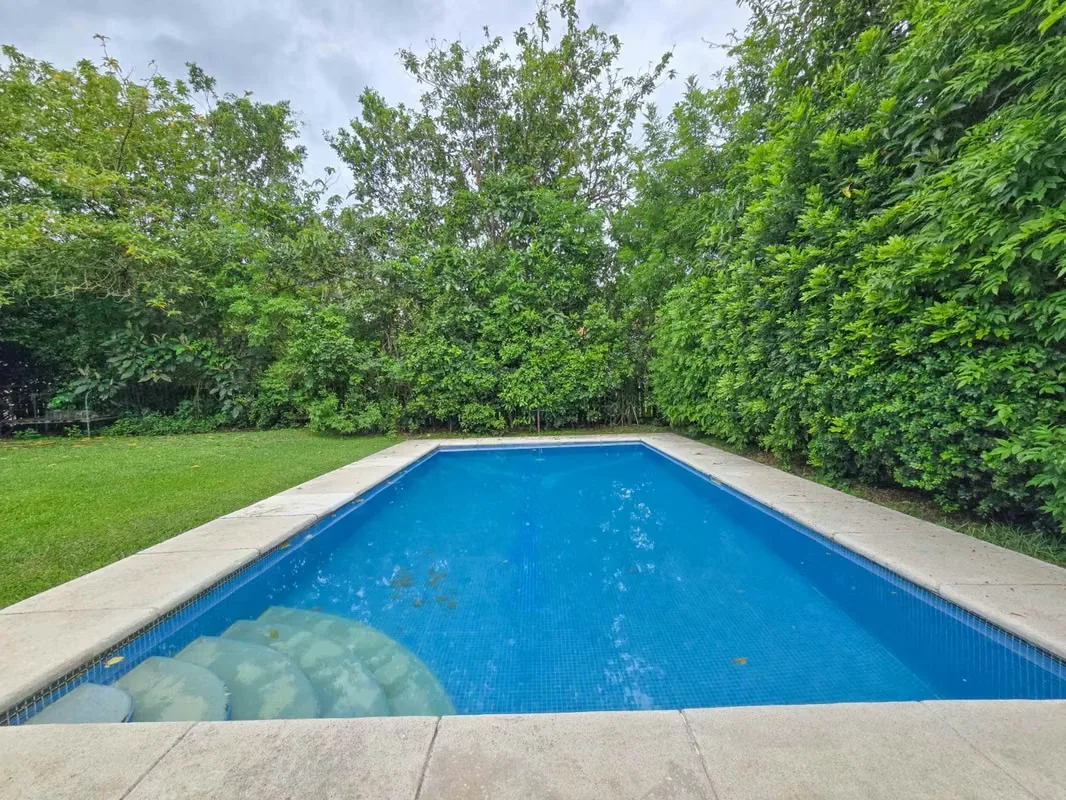 Hermosa y exclusiva propiedad situada en Piedades de Santa Ana, ideal para inversión, negocio o residencia familiar. Cuenta con 3 casas independientes de UNA SOLA PLANTA, amplios ..., photo 3