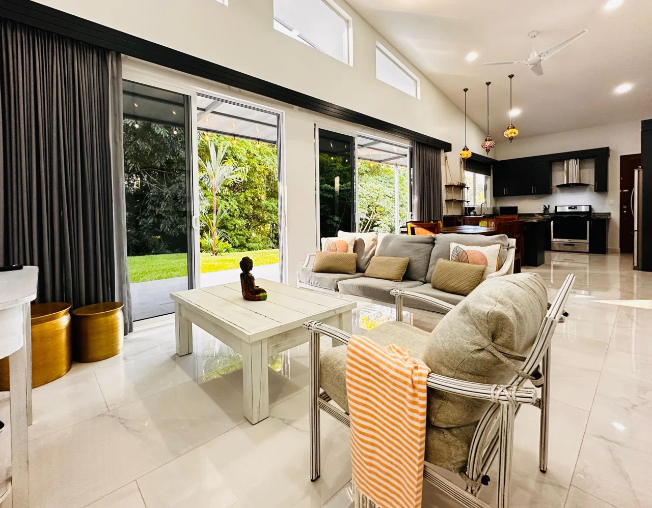 PROPERTY WITH 4 BEDROOM HOME AND POOL, IN UVITA CENTER – 1.25 ACRES, photo 11