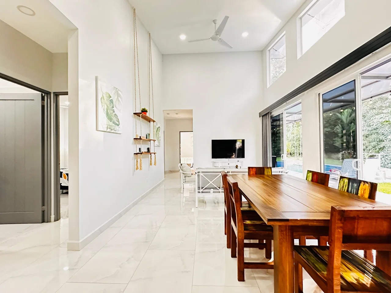 PROPERTY WITH 4 BEDROOM HOME AND POOL, IN UVITA CENTER – 1.25 ACRES, photo 19
