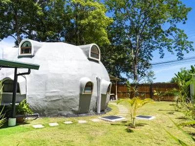 ¡Exclusiva casa domo de 2 dormitorios con piscina, a poca distancia de la playa!, photo 2