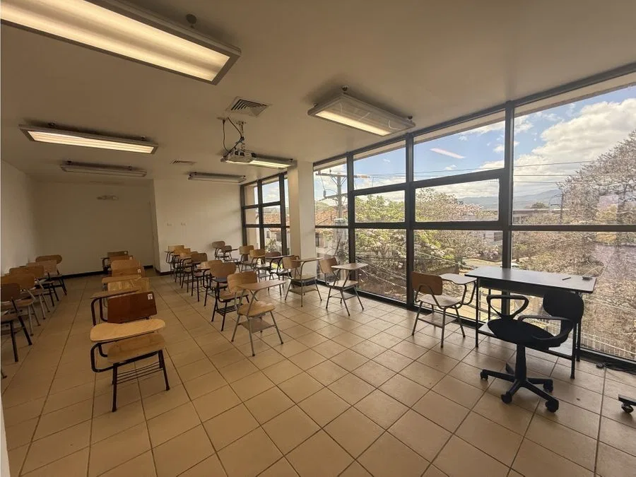 ALQUILER DE EFICIO CORPORATIVO ! ESCALANTE