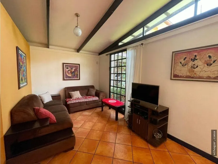 Se vende hermosa casa con patio trasero amplio u jardín externo, photo 4