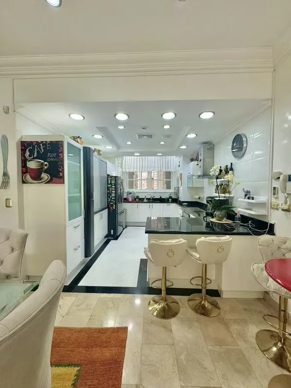 Amplia y elegante propiedad de 450 m² de construcción sobre 410 m² de terreno, diseñada para brindar comodidad, funcionalidad y acabados de alta calidad en cada espacio., photo 12