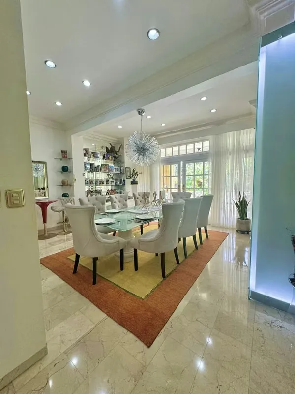 Amplia y elegante propiedad de 450 m² de construcción sobre 410 m² de terreno, diseñada para brindar comodidad, funcionalidad y acabados de alta calidad en cada espacio., photo 10