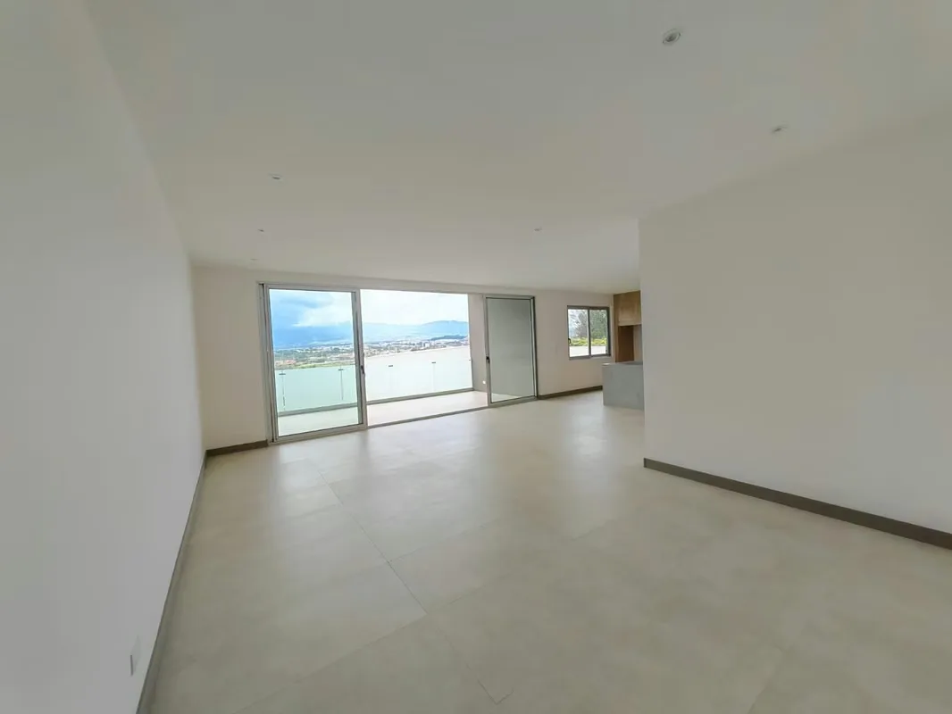 Apartamento en alquiler con 3 habitaciones y terraza en Condominio Dukana para Estrenar, photo 4