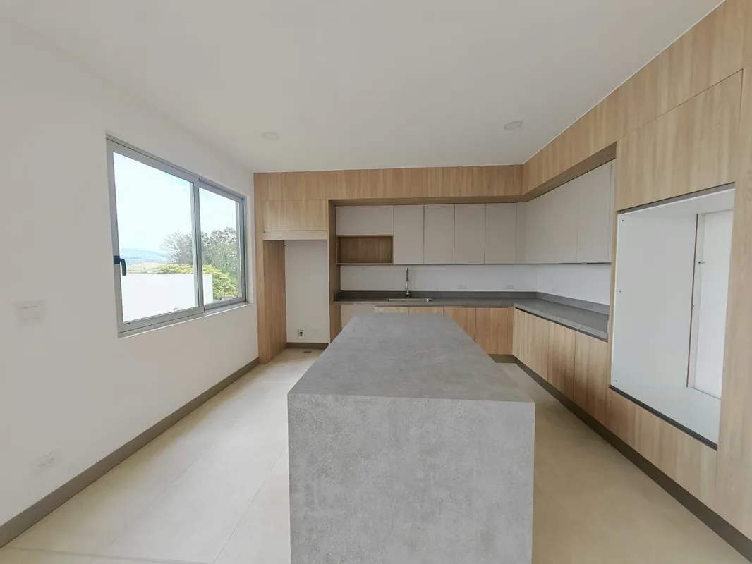 Apartamento en alquiler con 3 habitaciones y terraza en Condominio Dukana para Estrenar, photo 5