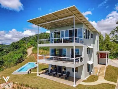 New 4 Bedroom Home Construction, Spectacular Ocean and Mountain Views