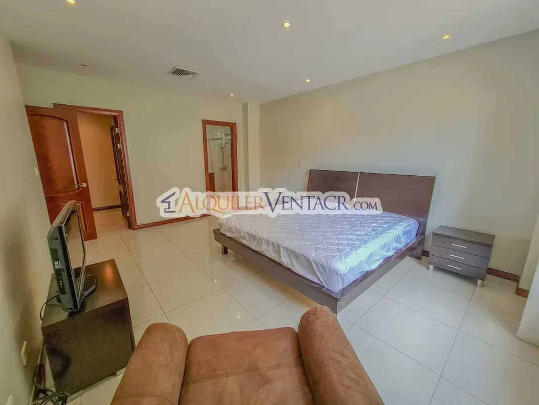 Apartamento amueblado en San Rafael de Escazú con balcón y amenidades, photo 16