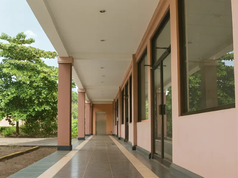 6 Bed Commercial For Sale in Playas Del Coco, photo 2