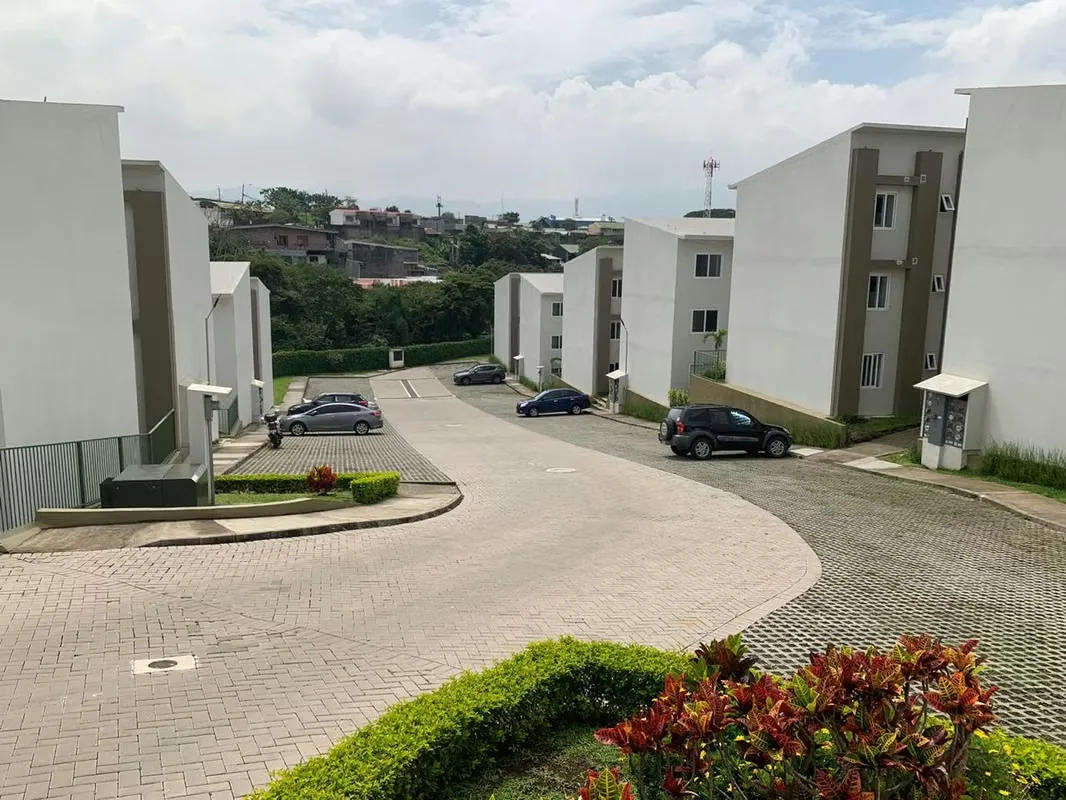 Apartment for Sale in Zapote - First Floor / BARGAIN, photo 2