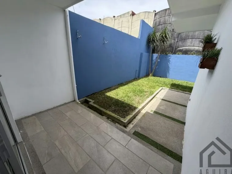 Two-Story House in the Lomas de Montes de Oca Gated Community in Sabanilla de San Pedro, photo 11