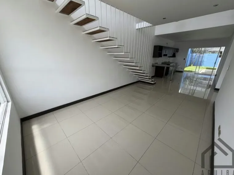 Two-Story House in the Lomas de Montes de Oca Gated Community in Sabanilla de San Pedro, photo 9