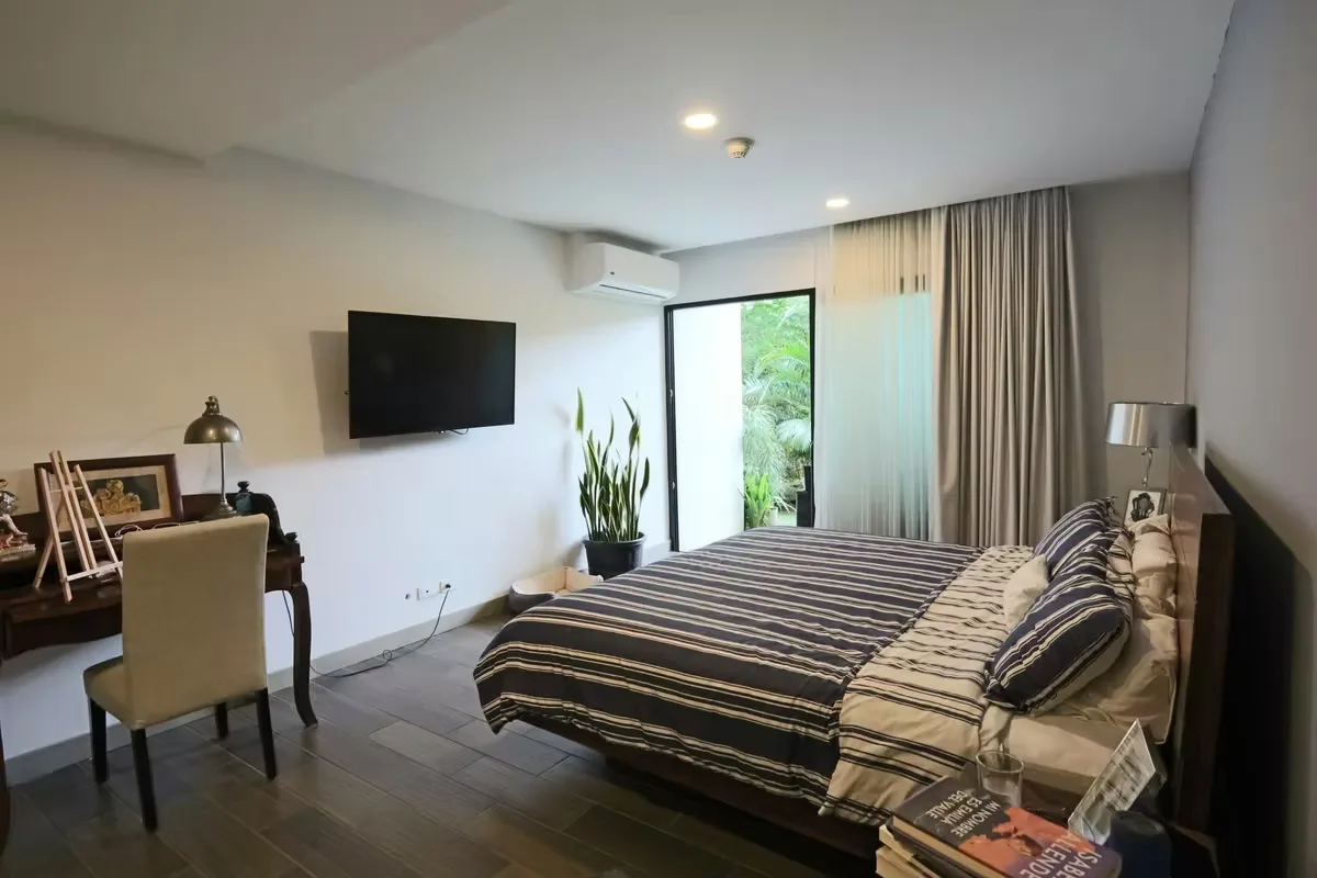 For Sale: Modern Apartment with Private Garden in the Heart of Escazú, photo 13