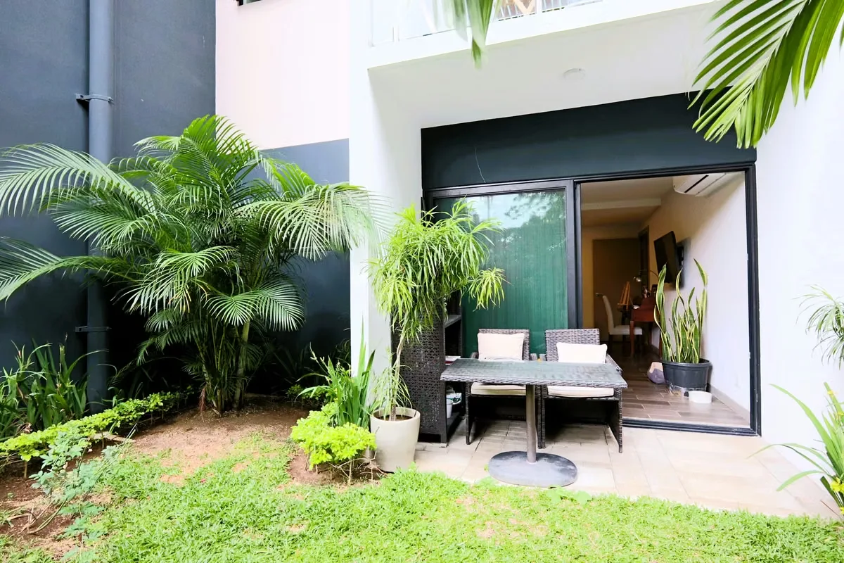 For Sale: Modern Apartment with Private Garden in the Heart of Escazú, photo 16