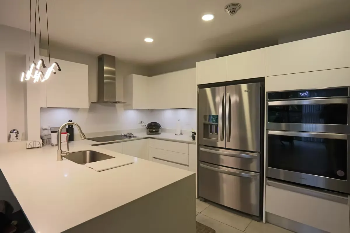 For Sale: Modern Apartment with Private Garden in the Heart of Escazú, photo 6