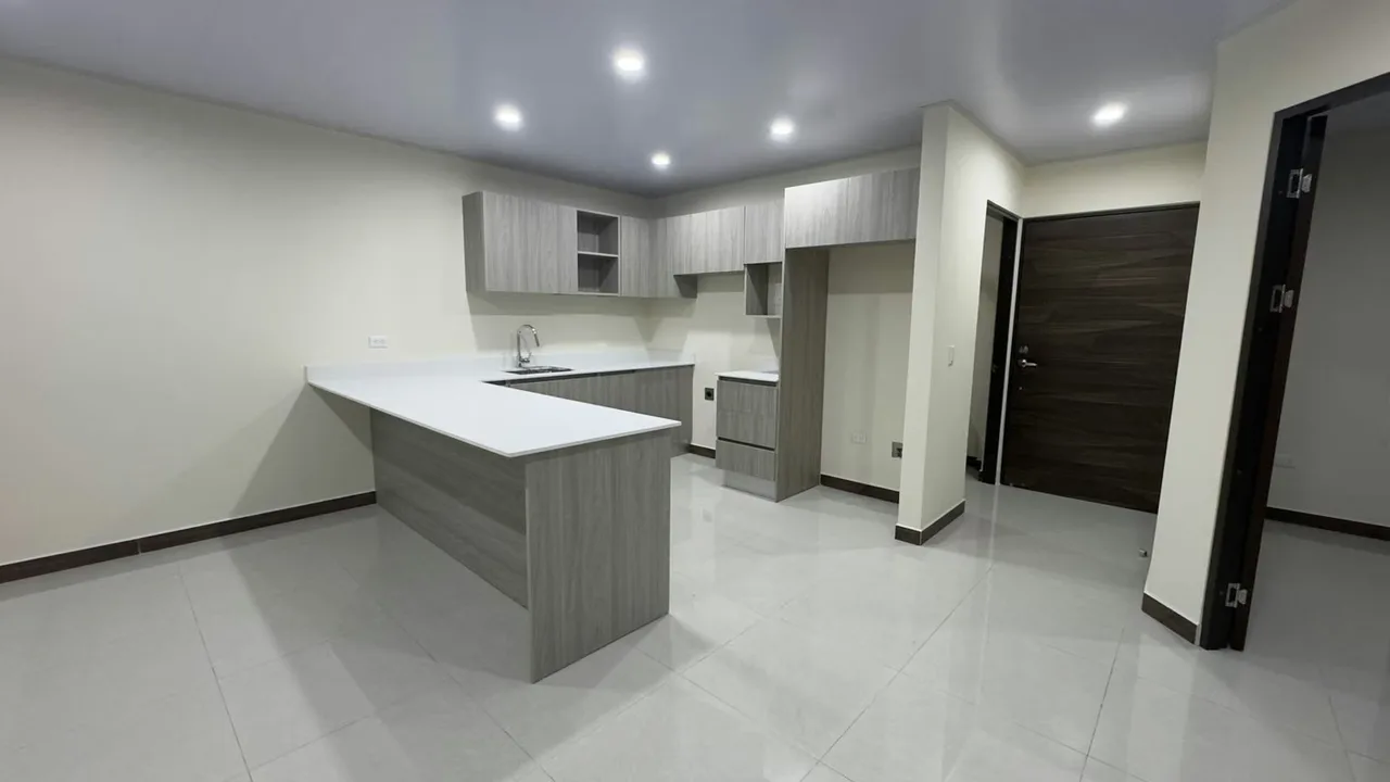 Apartment for Rent in the Condo located in Heredia, very close to Paseo de las Flores!!