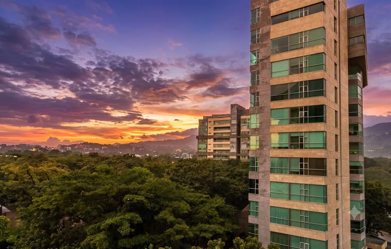 For Sale - Luxury Apartment in Central Park Condominium