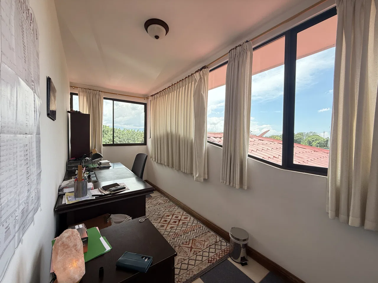 Multi-Home Estate with Endless Possibilities Just 13 Minutes from the Airport, photo 22