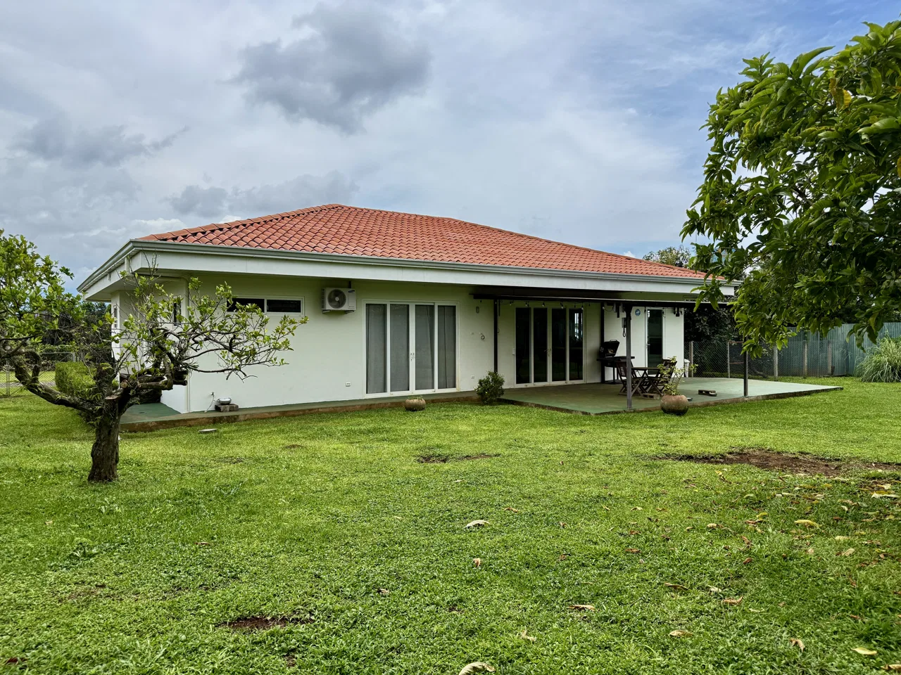 Multi-Home Estate with Endless Possibilities Just 13 Minutes from the Airport, photo 7