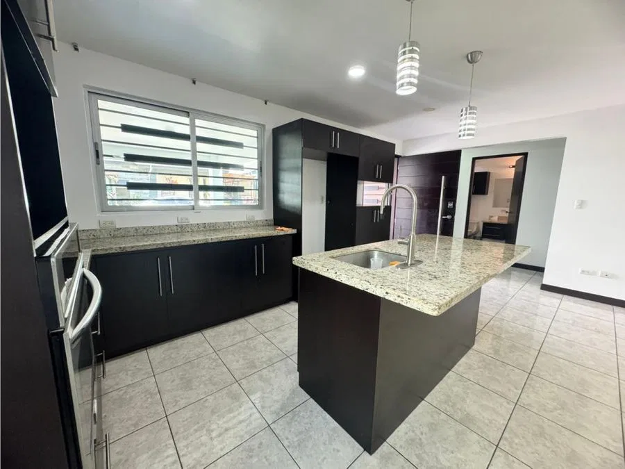 Casa en Venta Grecia, photo 2