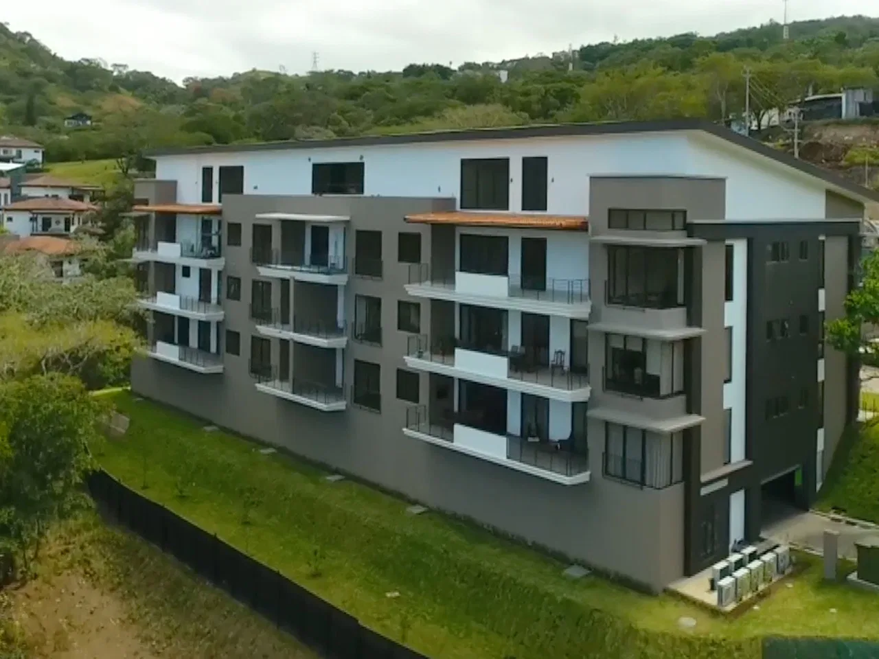 ALQUILER DE APARTAMENTO CON LINEA BLANCA EN EFLATS 21 - SANTA ANA