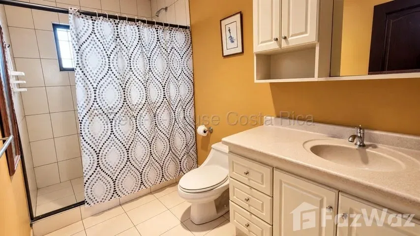6 Bedroom Retail space for Sale at Los Angeles San Rafael for $372,000, photo 16