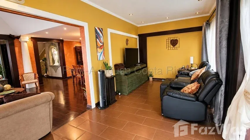 6 Bedroom Retail space for Sale at Los Angeles San Rafael for $372,000, photo 4