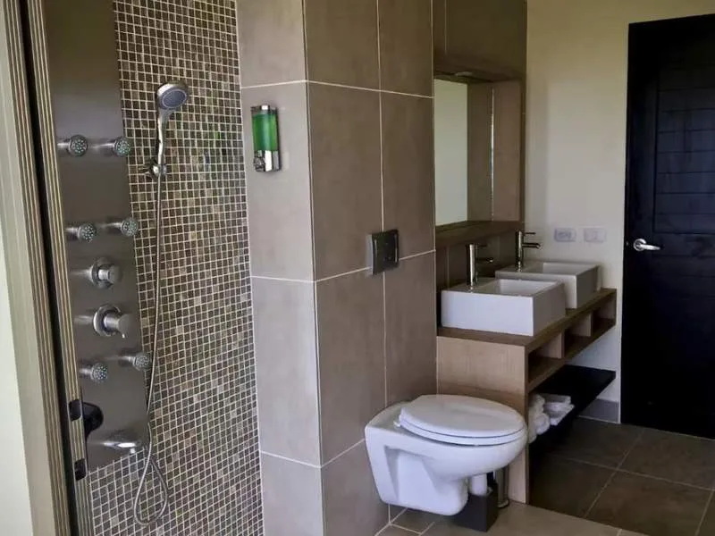 4 Bed Single Family Homes For Sale in Playa Potrero, photo 8