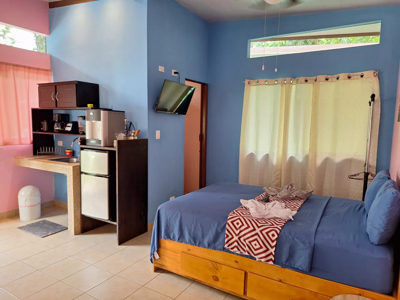 Coastal Casita Oasis by Playa Negra’s Black Sand Shores, photo 12
