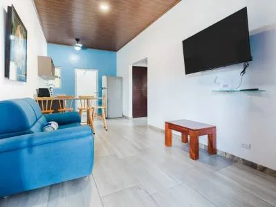 Complejo hotelero en venta en Uvita: 12 apartamentos de dos habitaciones y piscina, photo 9