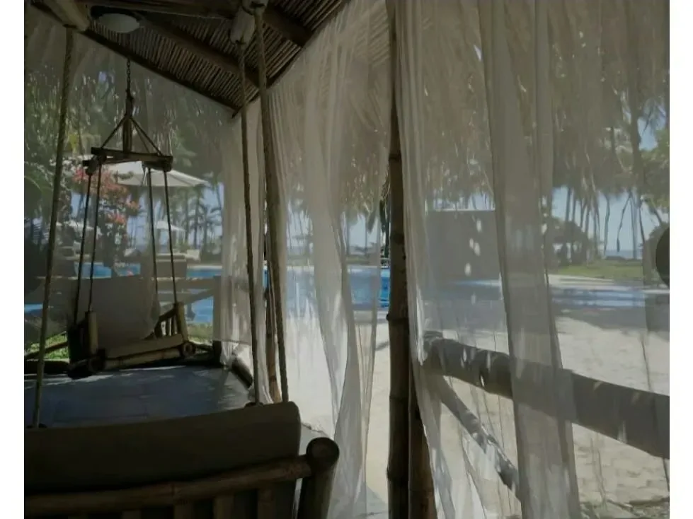 I present this beautiful property located in Playa Palo Seco, with great potential. It consists of a hotel with all the amenities, situated in a paradisiacal location where the ..., photo 2