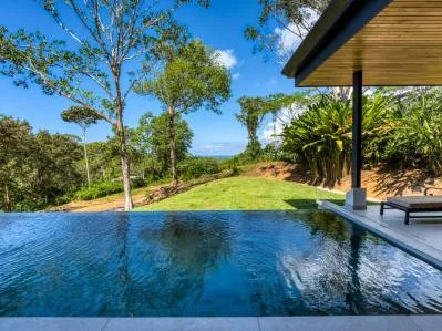 Nueva casa de lujo con vista al mar que bordea la reserva forestal, photo 2