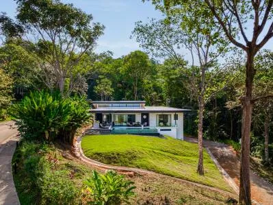 Nueva casa de lujo con vista al mar que bordea la reserva forestal, photo 8