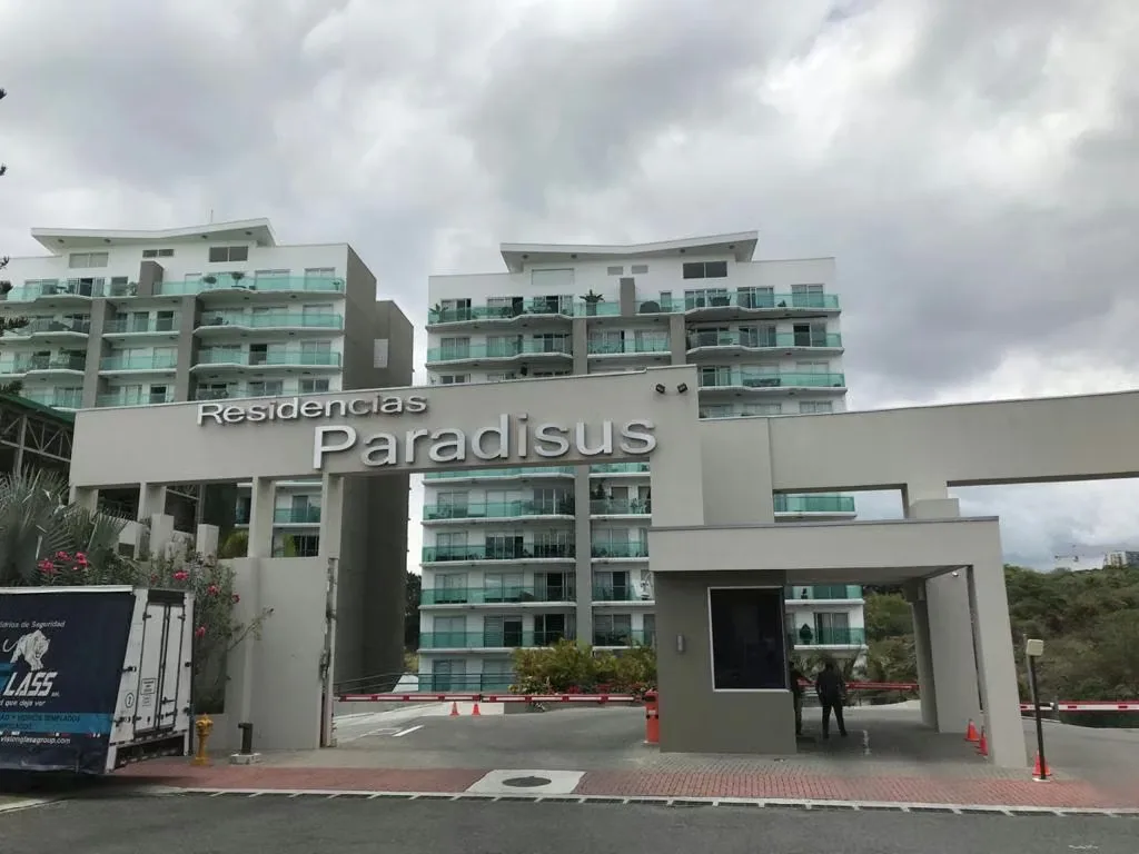 ¡Viva con comodidad en una excelente ubicación de Rohrmoser! Este amplio apartamento en Paradisus ofrece espacios cómodos y una ..., photo 3