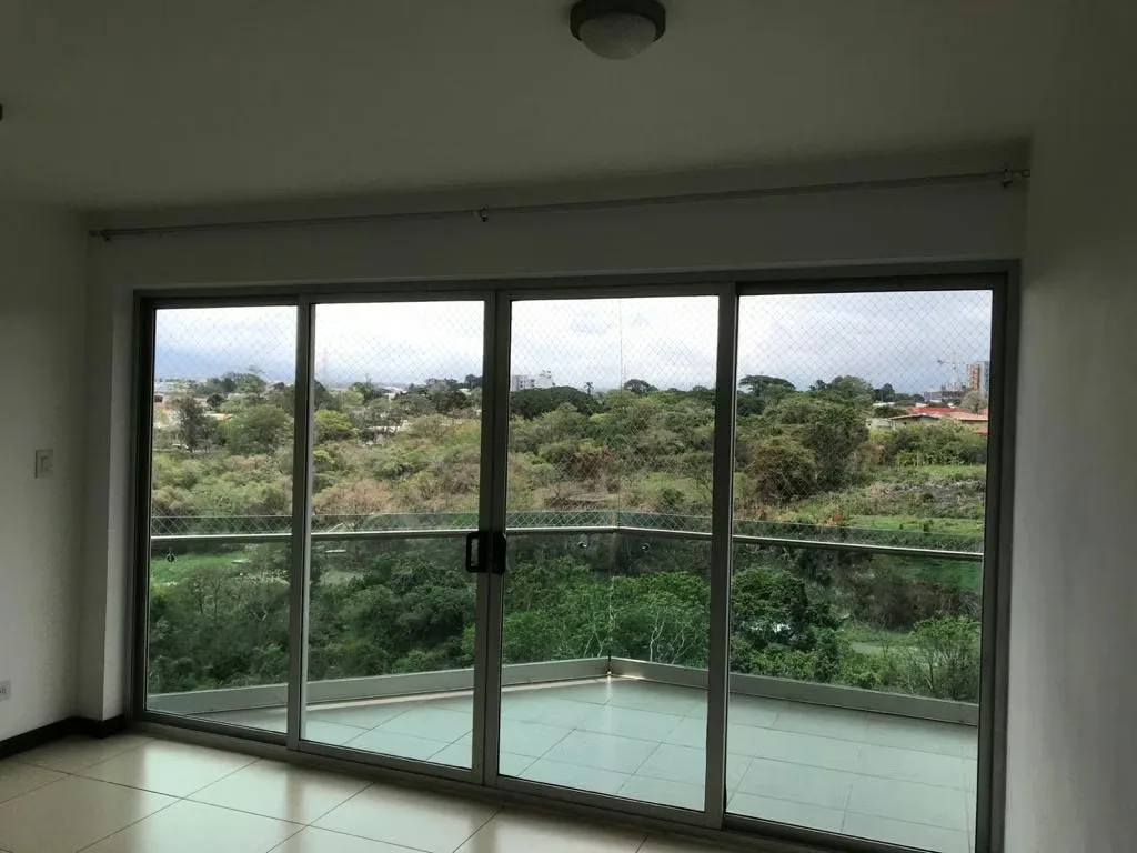 ¡Viva con comodidad en una excelente ubicación de Rohrmoser! Este amplio apartamento en Paradisus ofrece espacios cómodos y una ..., photo 8