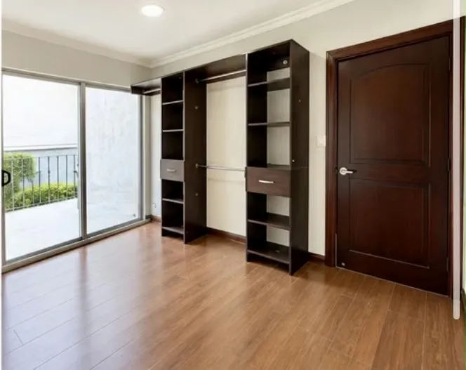 ermosa y espaciosa casa de 400 m², diseñada para quienes buscan comodidad, amplitud y excelentes áreas sociales para disfrutar en familia y recibir invitados., photo 5