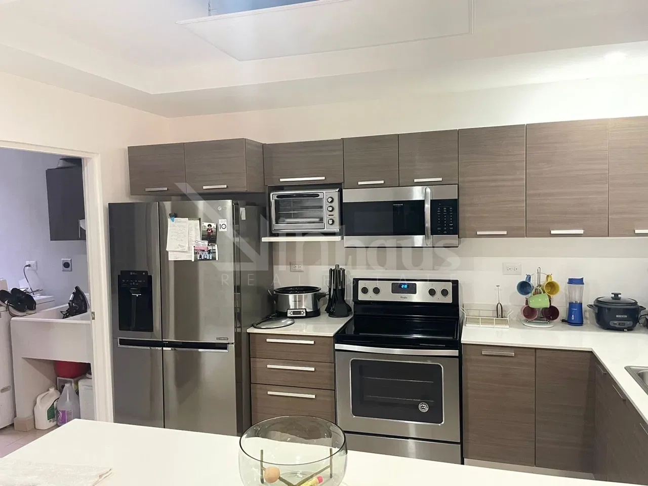 Venta para inversión de casa en condominio en Santa Ana