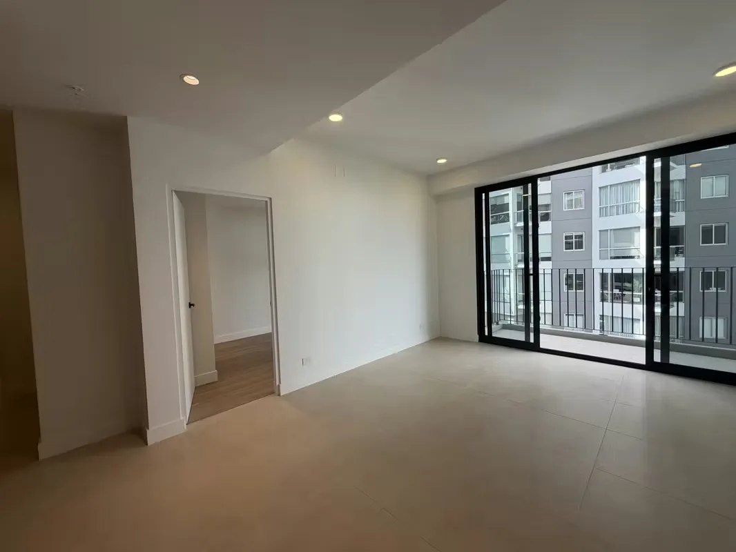 New apartment for rent, Nunciature