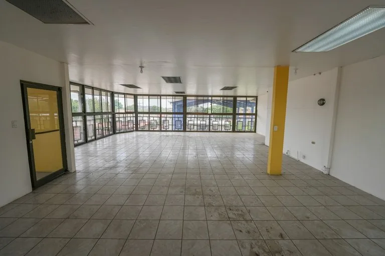 Retail Strip Center For Sale in Esparza, photo 15