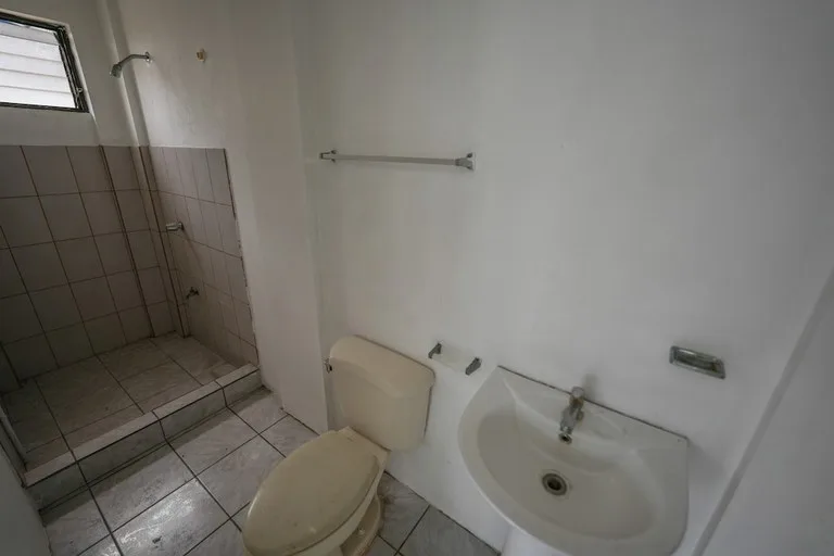 Retail Strip Center For Sale in Esparza, photo 3