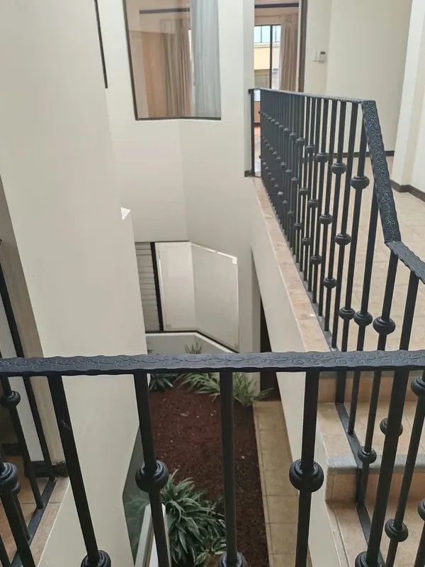 Two levels in 289.88 sqm of an excellent construction, photo 11